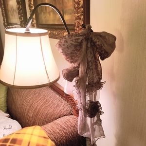 🎄4 for $20! Floral Ruffle Scarf!